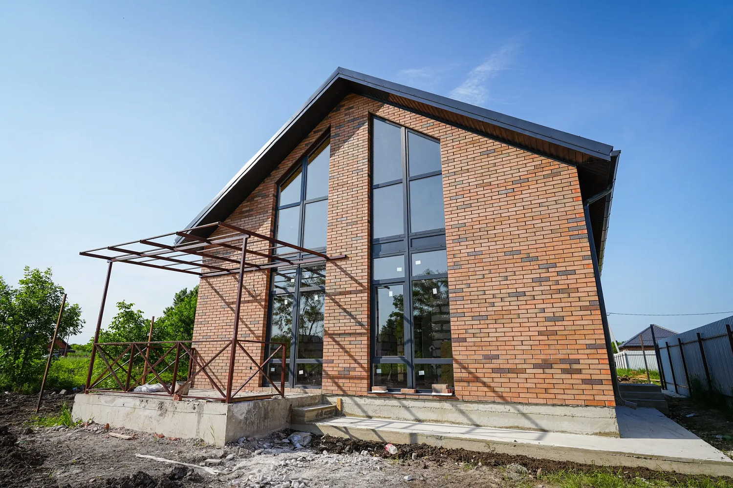 Двухэтажный дом ст.Старомышастовская ул.Куйбышева